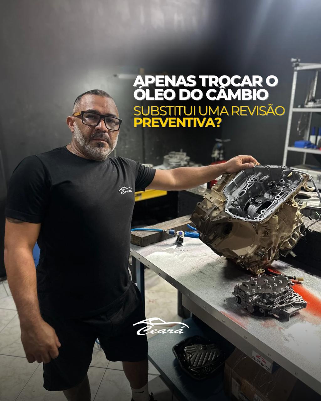 Especialista apresentando revisão preventiva de câmbio automático